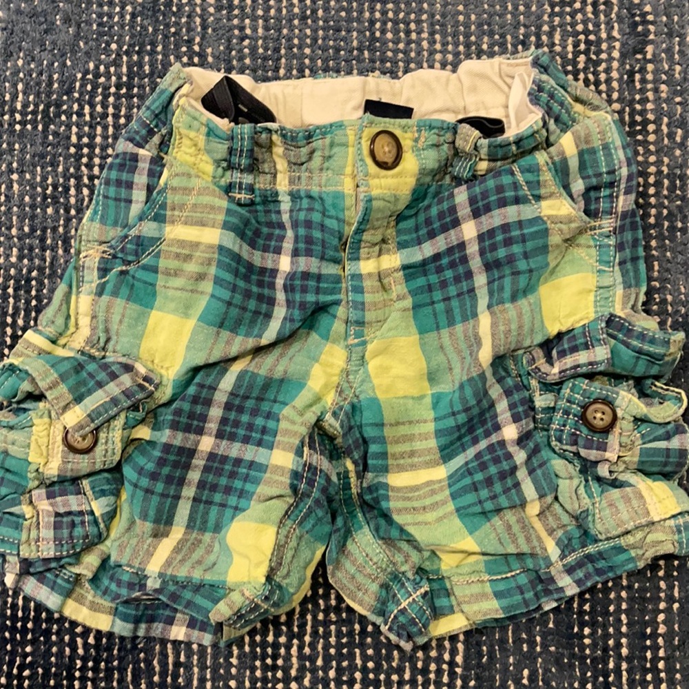 Gap shorts